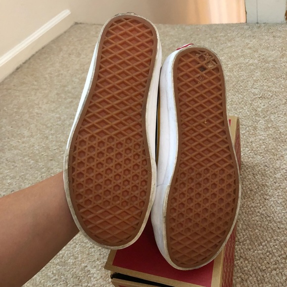 Embroidered vans - Picture 5 of 5